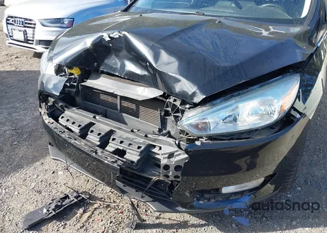 2016 Ford Focus Titanium из США, поврежденный, VIN 1FADP3N28GL369986